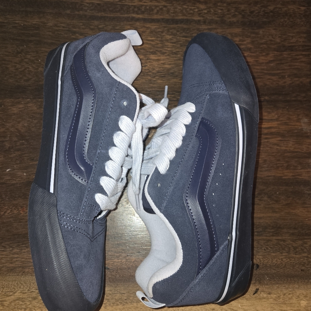 Mens Vans Knu School